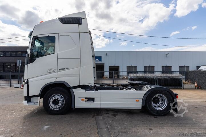 Standard tractor VOLVO FH500+HYDR