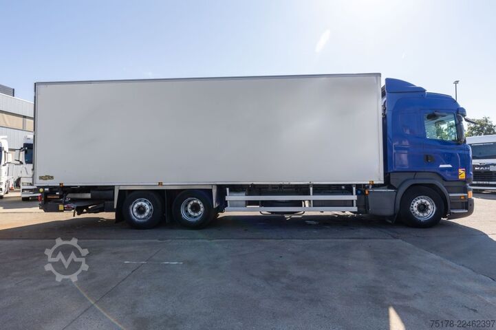 Refrigerated/freezer transport SCANIA R410 6X2+CHEREAU+CARRIER 1150 U MT-TRI-TEMP+DHO...