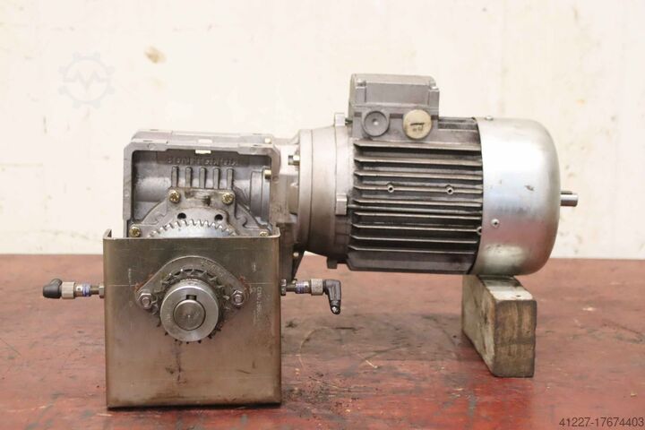 Gear motor 0.75 kW 46 rpm Bonfiglioli ILAPAK W63 U P80B14 Astra-STD