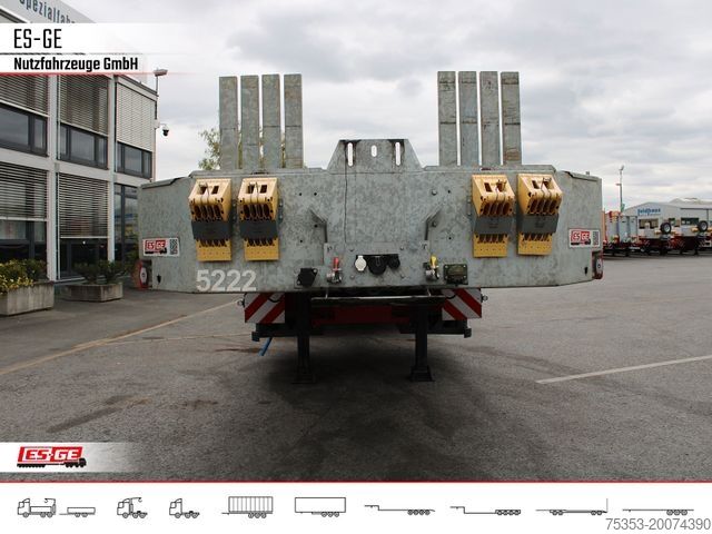 Tieflader-Sattelauflieger FAYMONVILLE MAX Trailer MAX100 Semi-Tieflader Radmulden