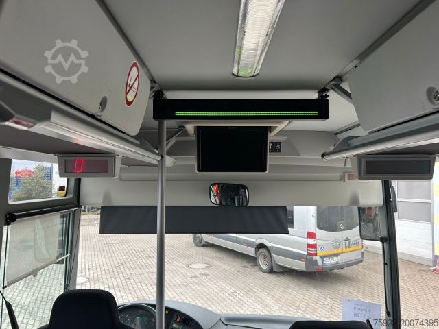 Intercity bus MERCEDES-BENZ O550 Integro II Lift Klima WC - S415 UL