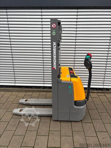Pallet Stackers Jungheinrich EJC 110 Lithium RES//LS//BIS 20.10.25 - nur 129 Stunden EinbauladegerÀt
