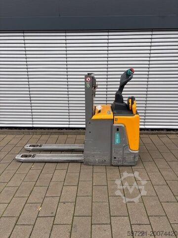 Pallet Stackers Jungheinrich ERD 220KP