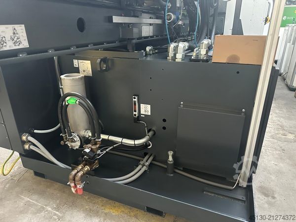 Spritzgießmaschine Sumitomo Demag Systec 350/720-2300
