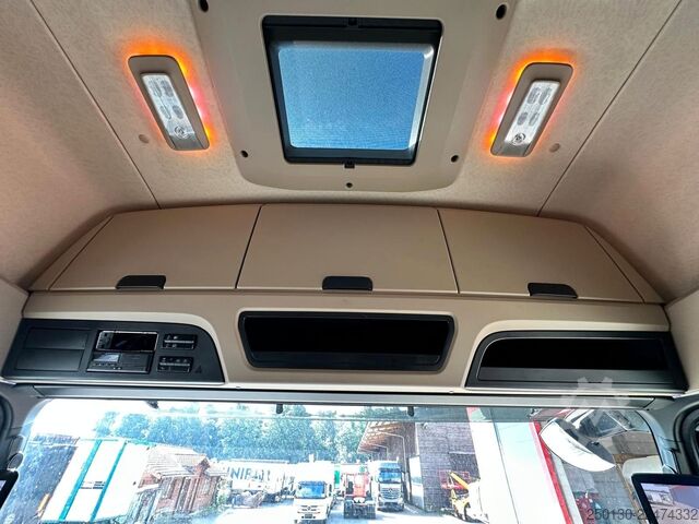 Standard tractor unit MERCEDES-BENZ Actros 1851 GigaSpace 4x2 BL / MIRROR /RETARDER/