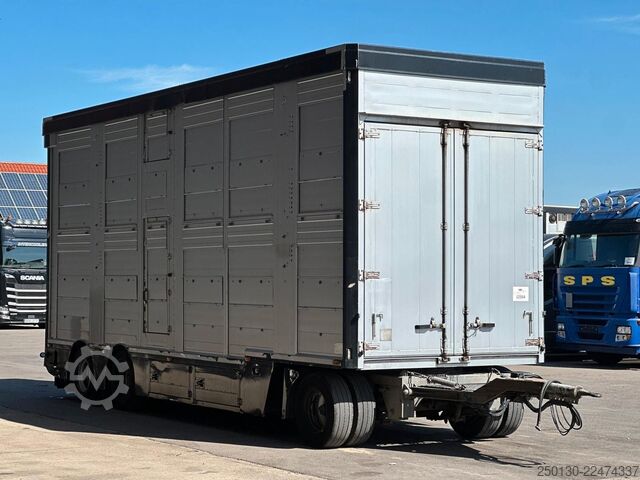 Horse transport trailer Finkl FINKL VTA24 3.Stock KombiLiner Liftachse Hubdach
