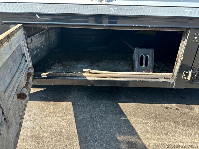 Horse transport trailer Finkl FINKL VTA24 3.Stock KombiLiner Liftachse Hubdach