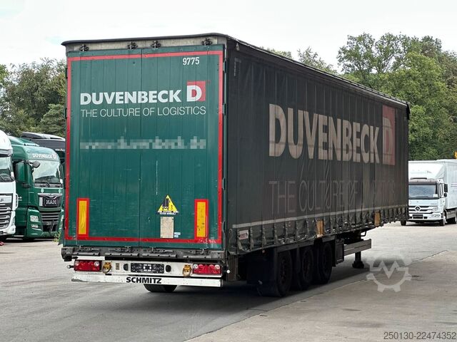 Open semitrailer with tarp SCHMITZ CARGOBULL SCB*S3T MegaTrailer Curtainsider Edscha