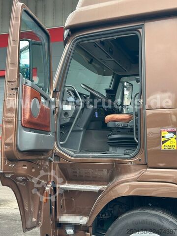 Cattle truck VOLVO FH 400 6x2 LL ROLOEFSEN Aufbau *verunfallt*