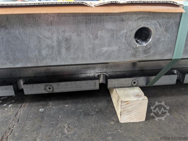 Bolster plate - Plate field REIDEN AP 4000x1300 - geschliffene Stahlplatte
