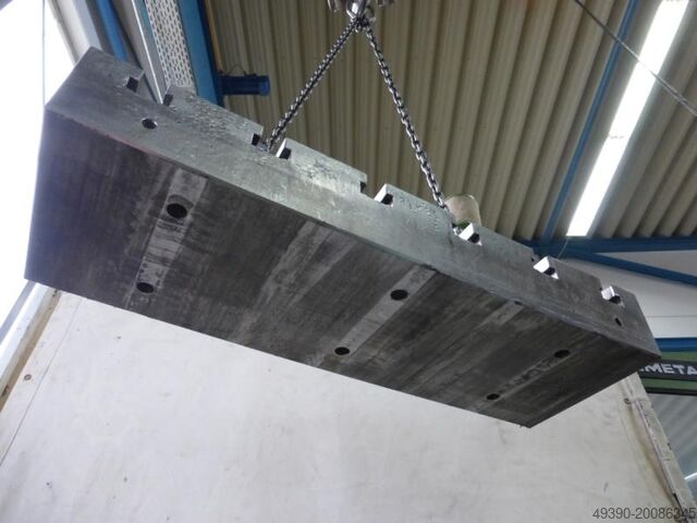 2 Stück Aufspannplatten, 1 Paar Aufspannleisten mit T-Nuten, Aufspannklotz, Pressentisch, Zusatztisc