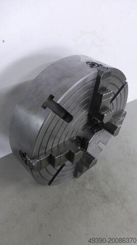 Planscheibe aus Stahlguß (Polen); mit 4 einzeln verstellbaren Spannbacken, Drehfutter vermutlich PUT PUUf- M400C6ZJ
