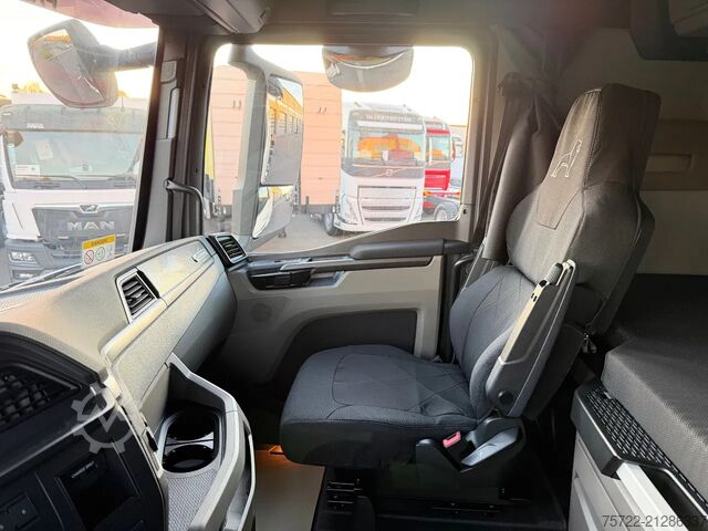 Chassis with cab MAN TGX 26.520 6x2-2 LL Fahrgestell Alcoa Standklima