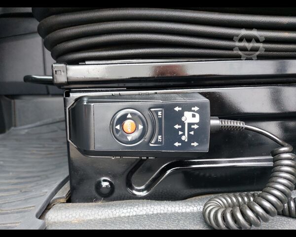 Swap body with box structure MERCEDES-BENZ Actros 5 distribuzione 25 6x2 - Actros 5 distribuzione 2545 L 6x2