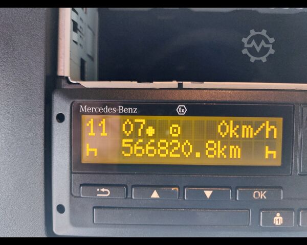 Swap body with box structure MERCEDES-BENZ Actros 5 distribuzione 25 6x2 - Actros 5 distribuzione 2545 L 6x2