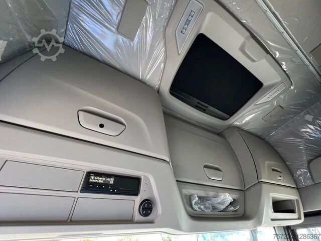 Chassis with cab Iveco X-WAY 570 6x4 BL Fahrgestell Sofort Verfügbar