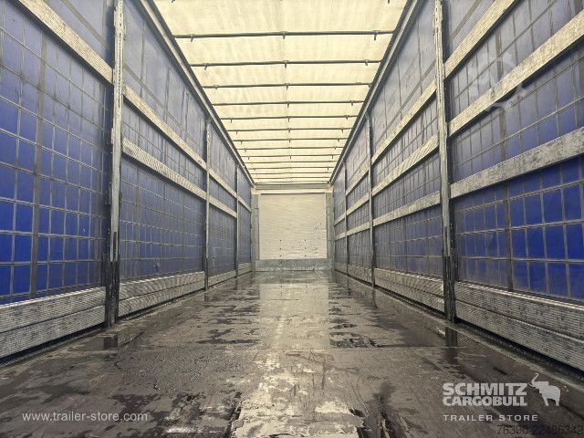 Auflieger mit Pritsche & Plane Schmitz Cargobull Semitrailer Curtainsider Standard
