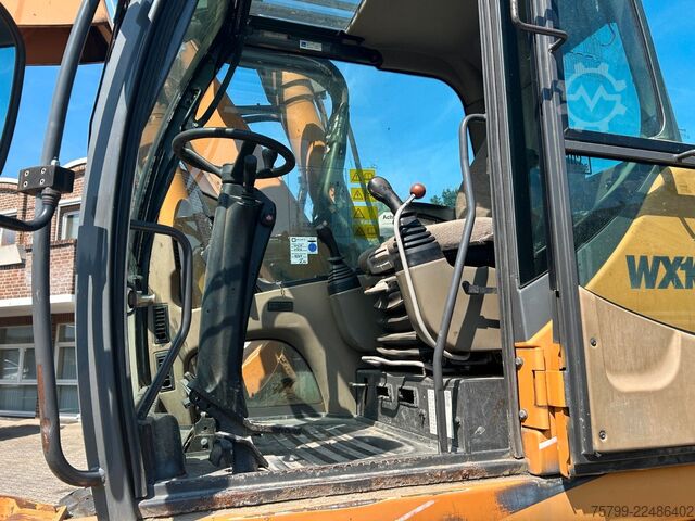 Mobile excavator CASE Mobilbagger WX165