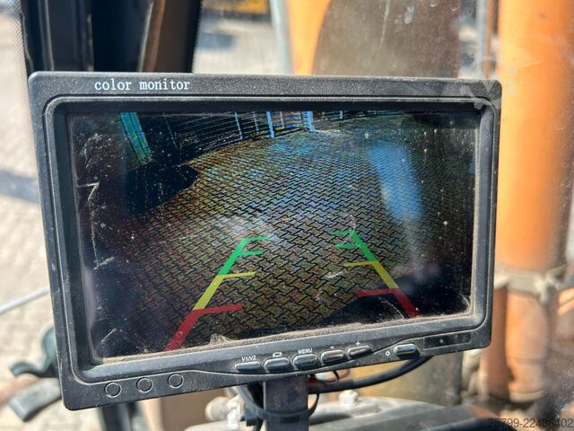 Mobile excavator CASE Mobilbagger WX165