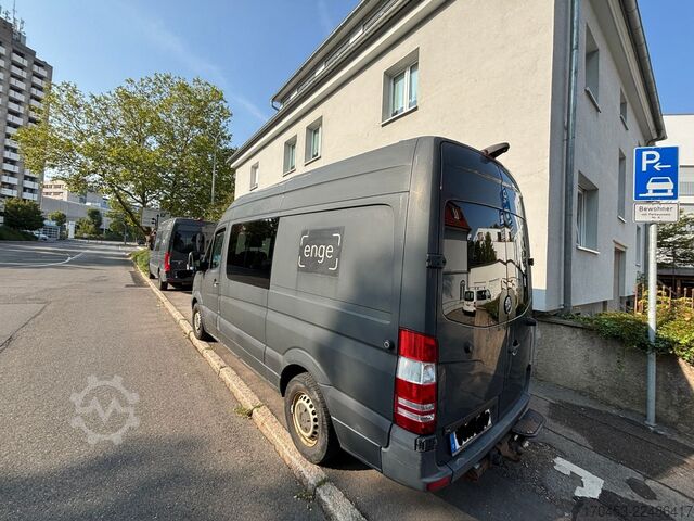 High top van MERCEDES-BENZ Sprinter II Kasten 318/319 CDI L2H2