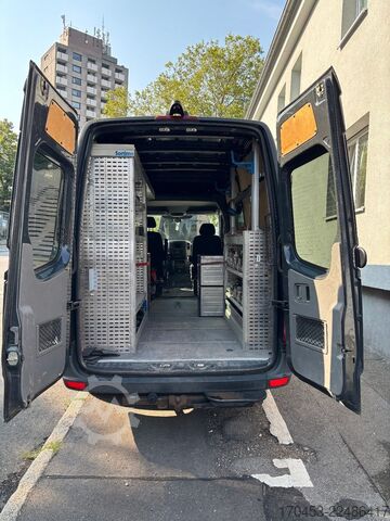 High top van MERCEDES-BENZ Sprinter II Kasten 318/319 CDI L2H2