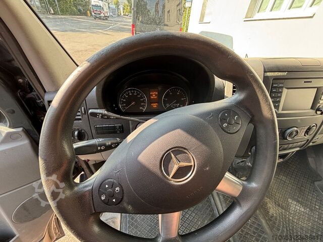 High top van MERCEDES-BENZ Sprinter II Kasten 318/319 CDI L2H2