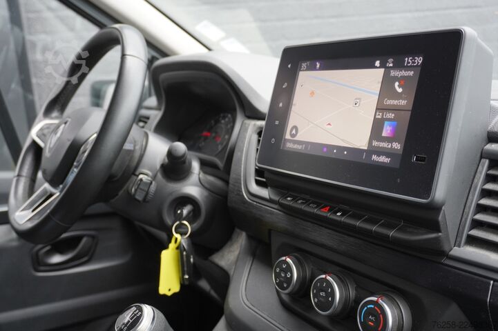Delivery van Renault Trafic 2.0 Blue dCi 130PK EURO 6 - Airco - Navi...