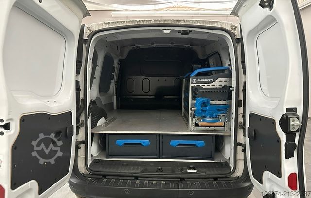 Kastenwagen RENAULT Kangoo Rapid Extra # Regale Sortimo #Navi #MWST.