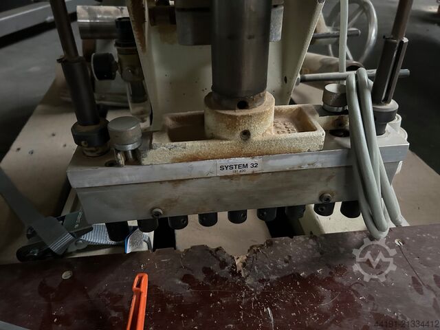 Topfbandbohr- und Einpreßmaschine Ganne 192 Ganne 192