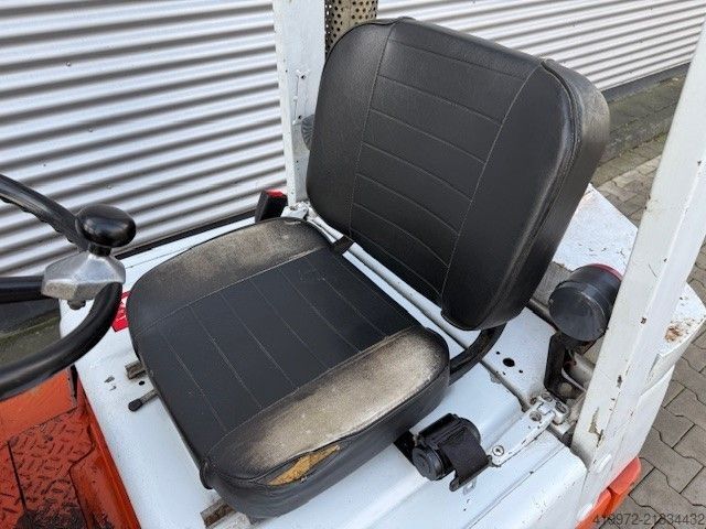 Dieselstapler Nissan QF01 A15U