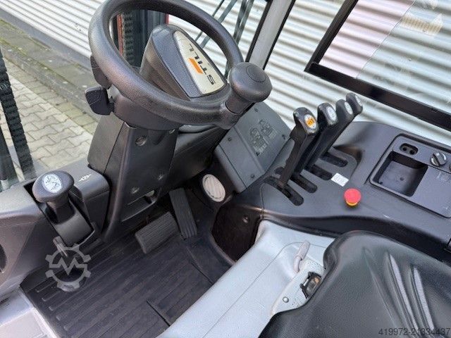 Electric 4-wheel forklift Still RX60-25