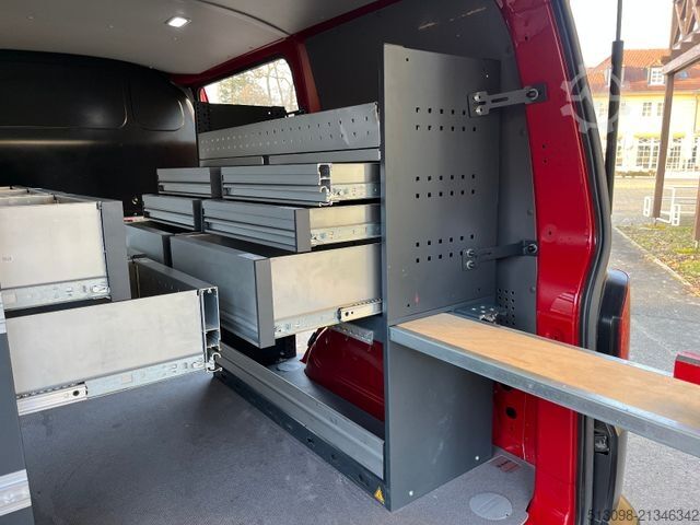 Kastenwagen VOLKSWAGEN T6.1 WÜRTH REGALSYSTEM KLIMA PDC