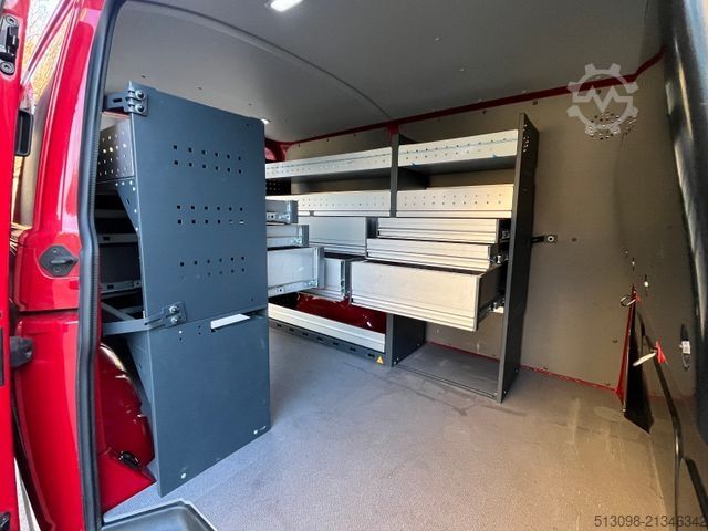 Kastenwagen VOLKSWAGEN T6.1 WÜRTH REGALSYSTEM KLIMA PDC