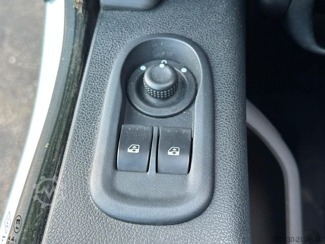 Autotransporter RENAULT Master 2.3 DCI Autotransporter