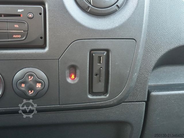 Autotransporter RENAULT Master 2.3 DCI Autotransporter