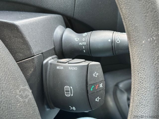 Autotransporter RENAULT Master 2.3 DCI Autotransporter