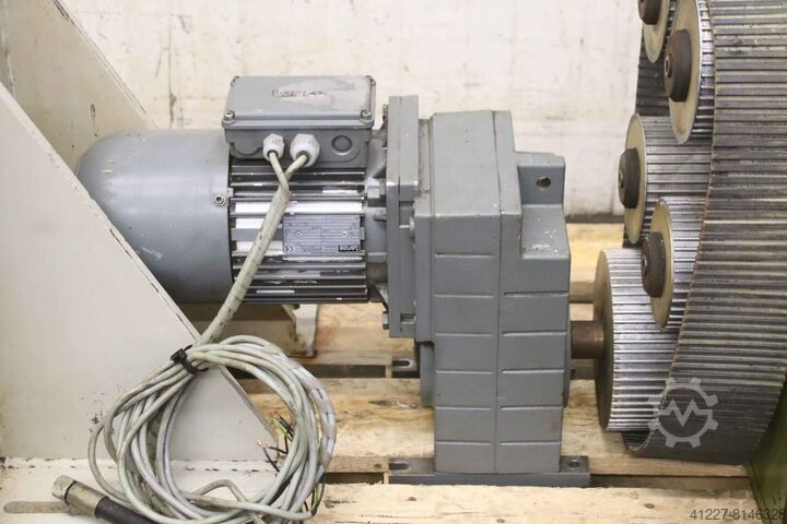 Round material feeding system Witels Albert NADV