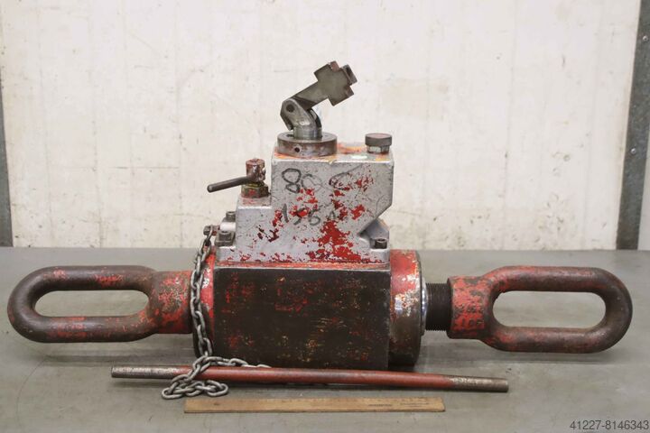 Hydraulic pulling cylinder 50 t Enerpac Hub 155 mm