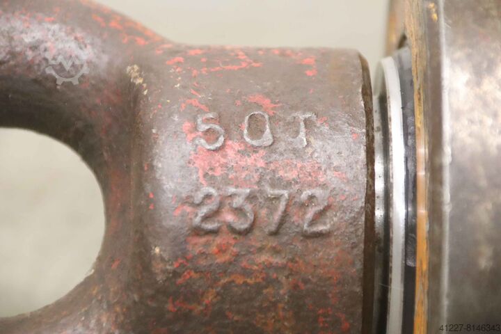 Hydraulic pulling cylinder 50 t Enerpac Hub 155 mm