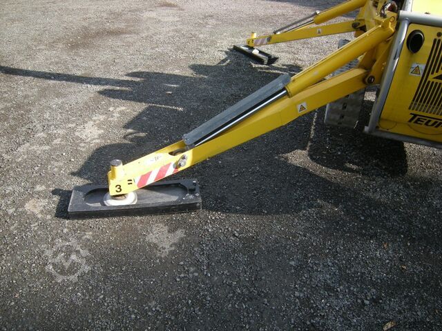 Articulating boom Teupen Leo 18GT plus (Unfall !!!)
