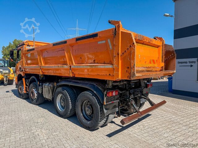 Three-sided tipper truck MERCEDES-BENZ Arocs 3243 3.S.K Motorschaden