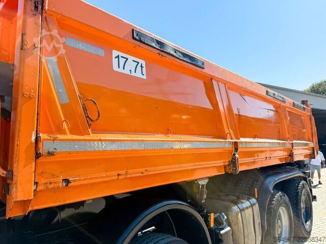 Three-sided tipper truck MERCEDES-BENZ Arocs 3243 3.S.K Motorschaden
