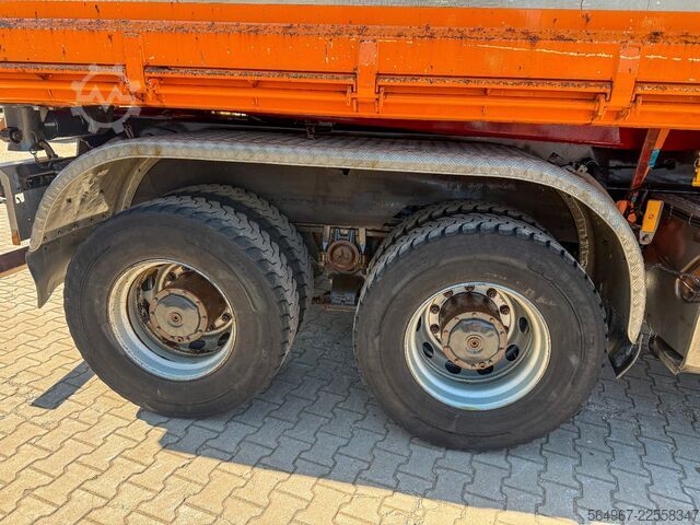 Three-sided tipper truck MERCEDES-BENZ Arocs 3243 3.S.K Motorschaden