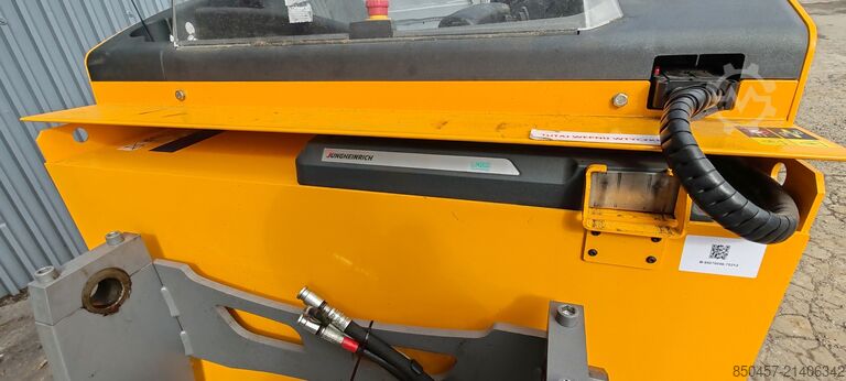 Reach Trucks Jungheinrich ETV 214 LION 9.41m