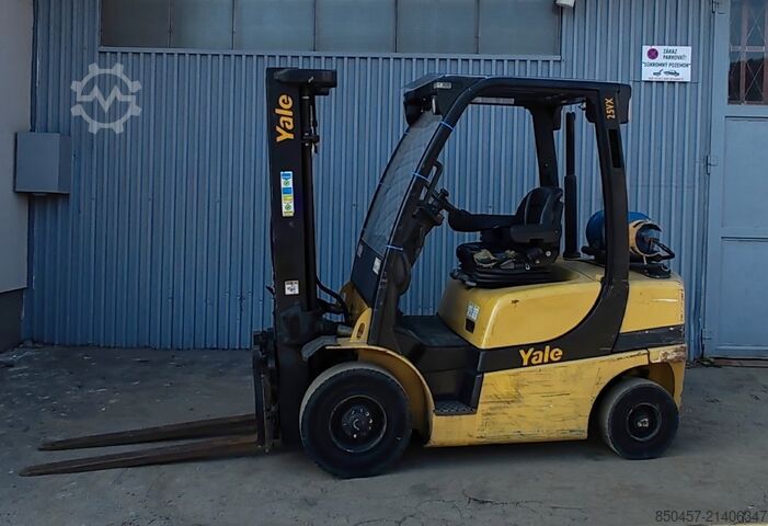 LPG Forklifts Yale GLP25VX