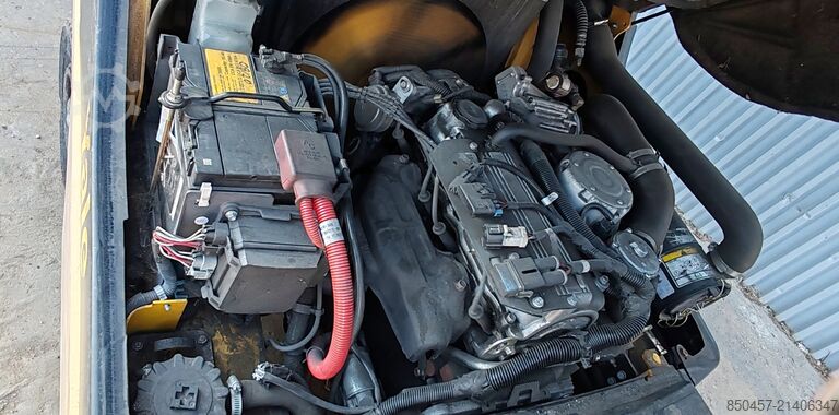 LPG Forklifts Yale GLP25VX