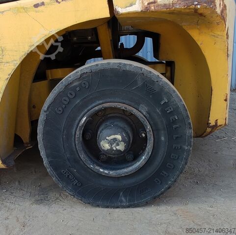 LPG Forklifts Yale GLP25VX