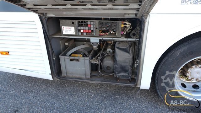 Motor coach MERCEDES-BENZ Integro 49 Sitze EURO 5