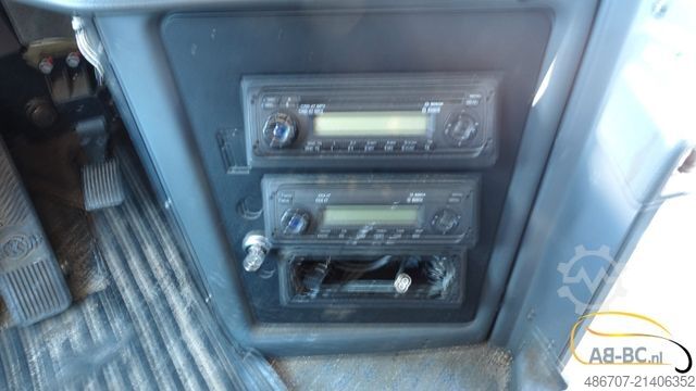 Motor coach MERCEDES-BENZ Integro 49 Sitze EURO 5