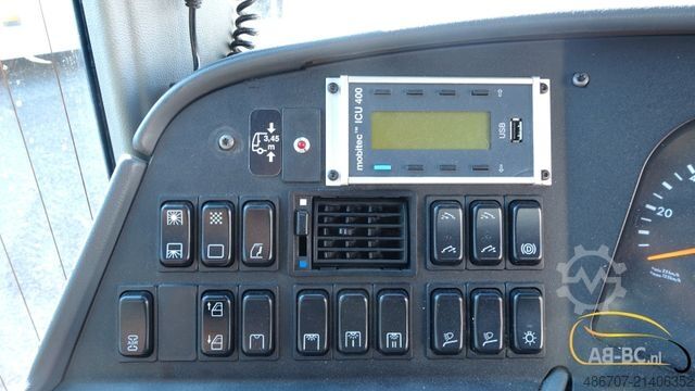 Motor coach MERCEDES-BENZ Integro 49 Sitze EURO 5